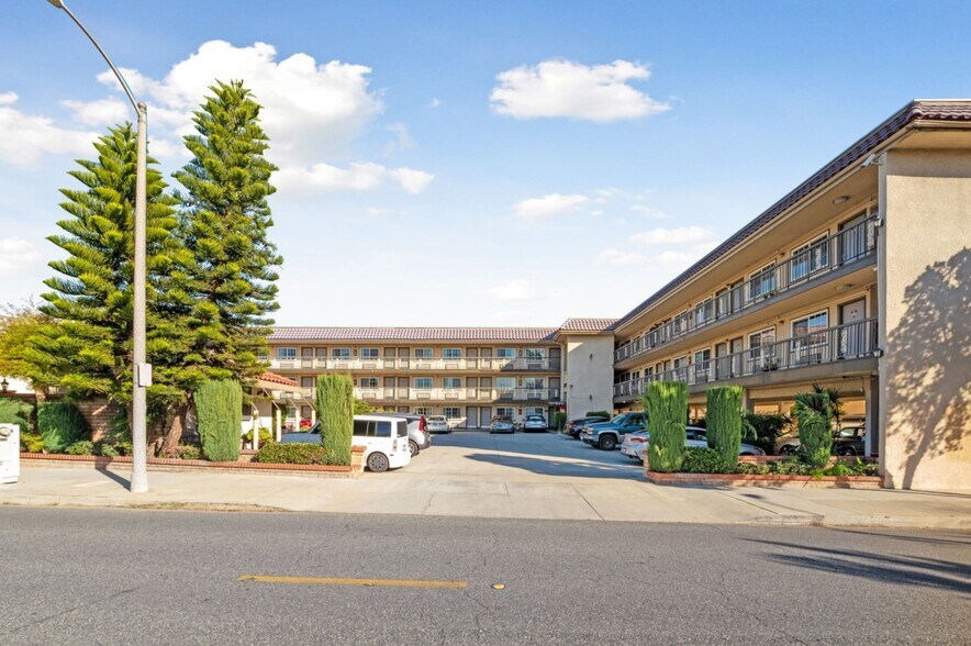 More Photos Of 2156 E Colorado Blvd, Pasadena Hotel For Sale