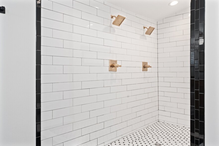 More Photos Of 305 Harnett St, Wilmington Multifamily For Sale