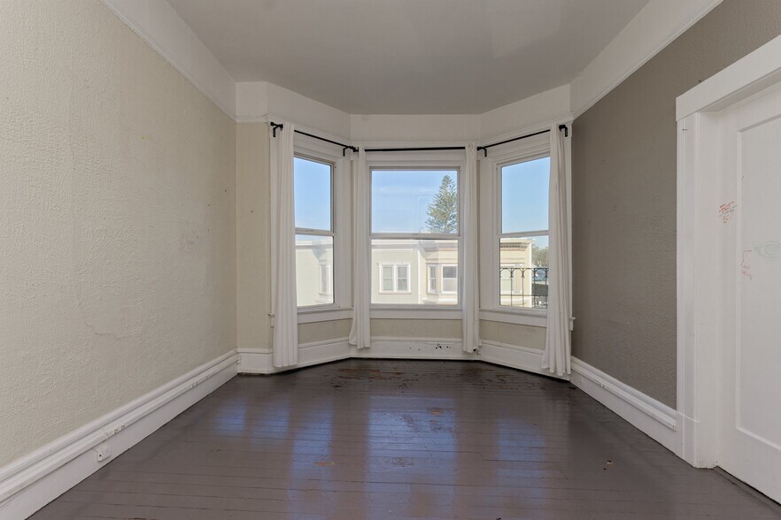 More Photos Of 1659-1665 Haight St, San Francisco Hotel For Lease