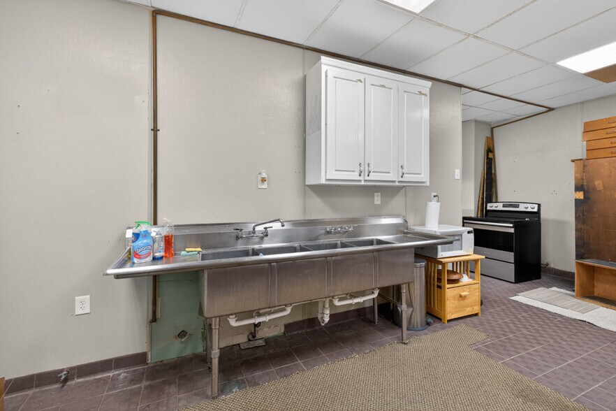More Photos Of 3005 Lenora Church Rd, Snellville Office For Sale