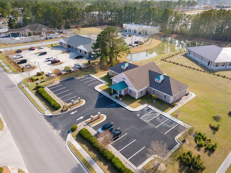 More Photos Of 43 Office Park Dr, Jacksonville Medical For Lease