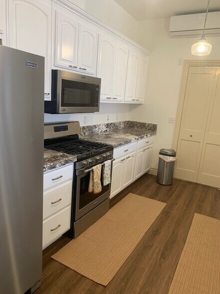 More Photos Of 66 N C St, Virginia City Storefront Retail Residential For Sale