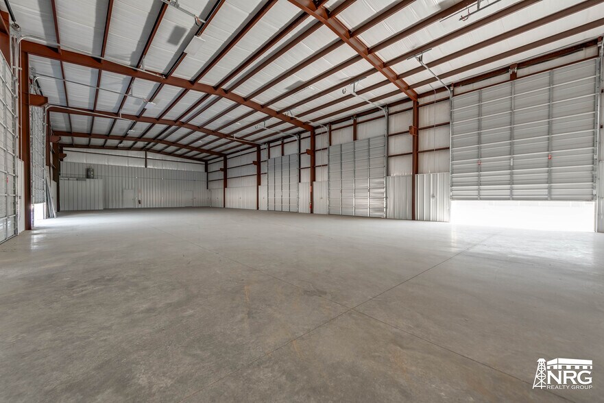 More Photos Of 2610 County Rd 130 rd, Midland Warehouse For Sale