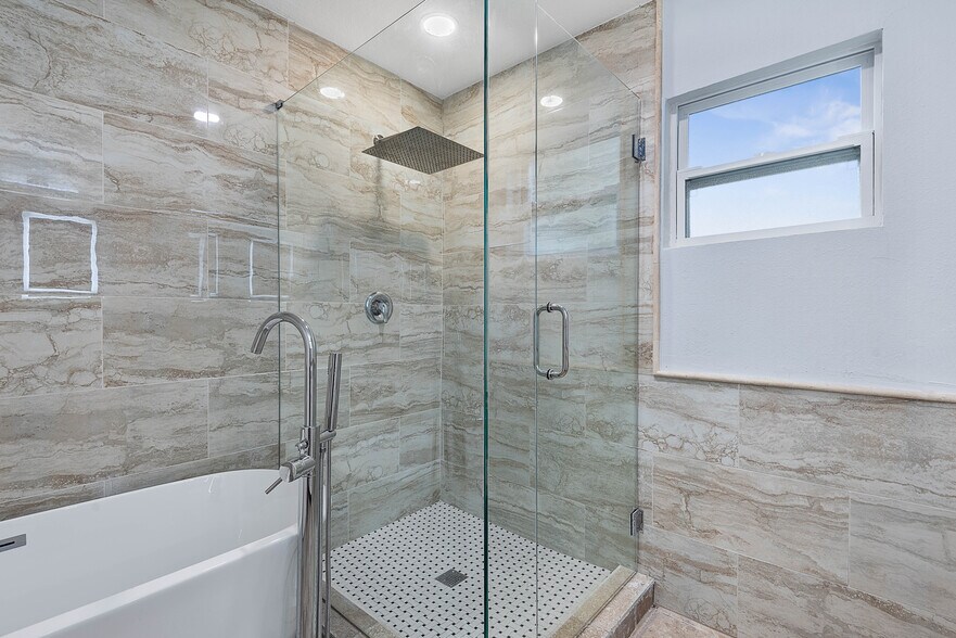 More Photos Of 5062 N Ocean Shore Blvd, Palm Coast Restaurant For Sale