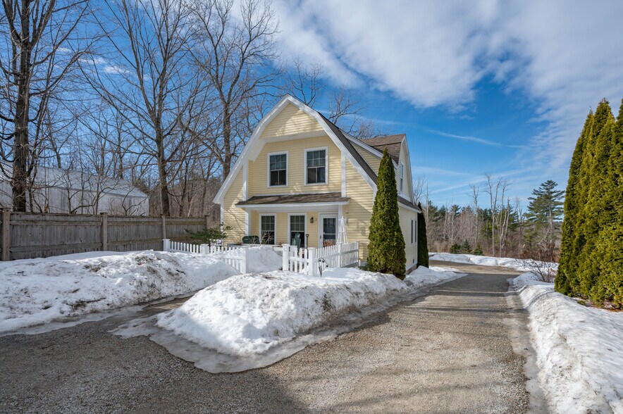 More Photos Of 26 N Main St, Mont Vernon Apartments For Sale