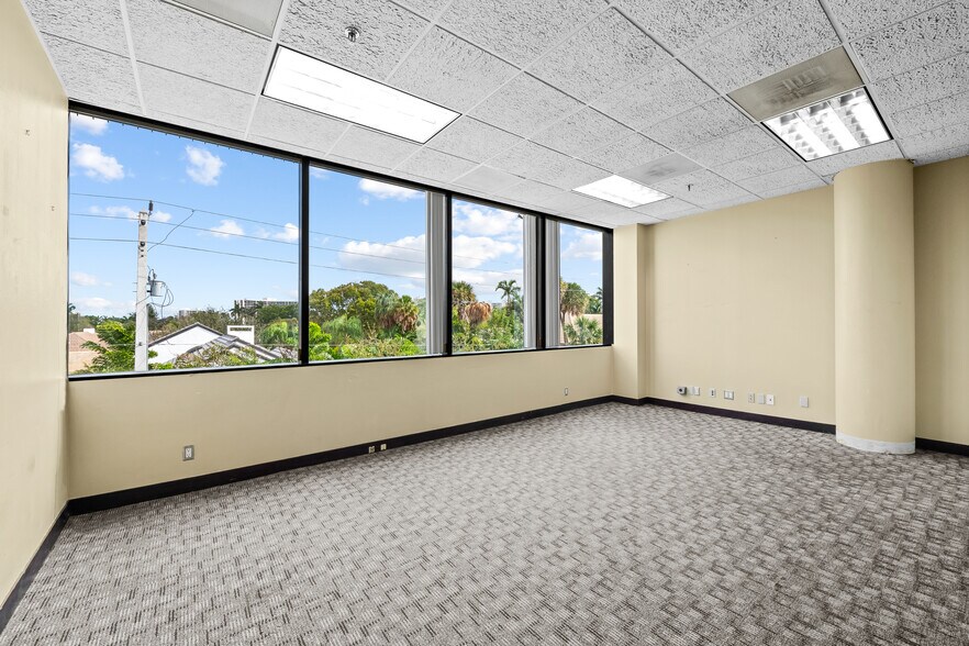 More Photos Of 4800 N Federal Hwy, Boca Raton Medical For Sale