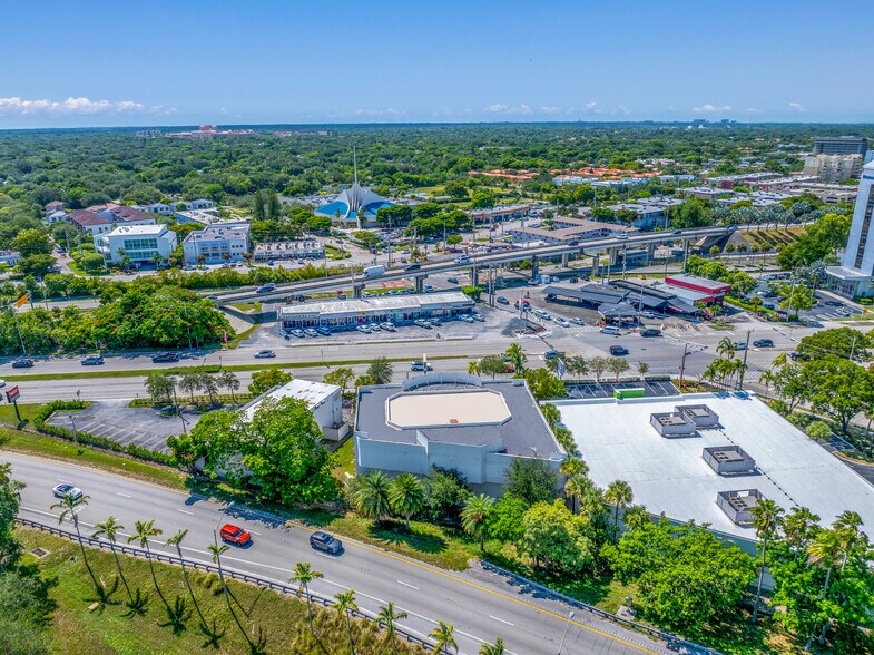 More Photos Of 9855 S Dixie Hwy, Pinecrest Freestanding For Sale