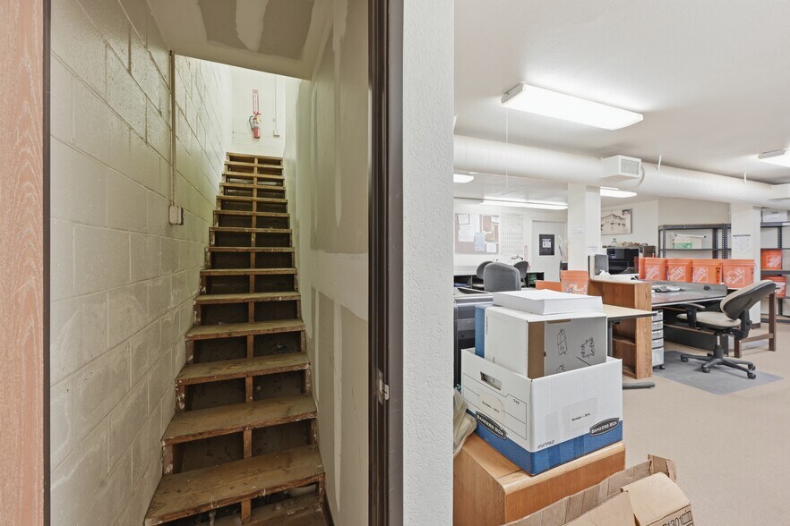 More Photos Of 14010 Poway Rd, Poway Freestanding For Sale