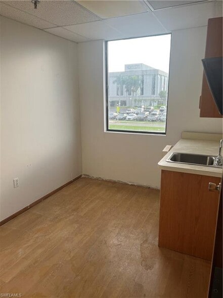 More Photos Of 2525 Harbor Blvd, Port Charlotte Medical For Sale