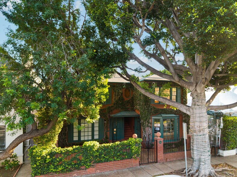 More Photos Of , Beverly Hills Unknown For Sale