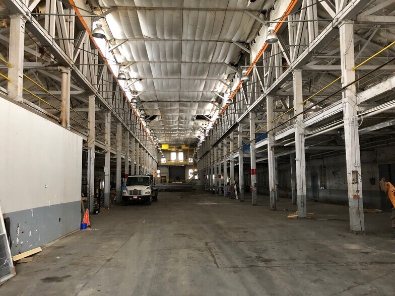 More Photos Of 201 Wetmore Ave SE, Massillon Manufacturing For Lease