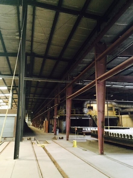 More Photos Of 801 E Rock St, Springfield Manufacturing For Sale