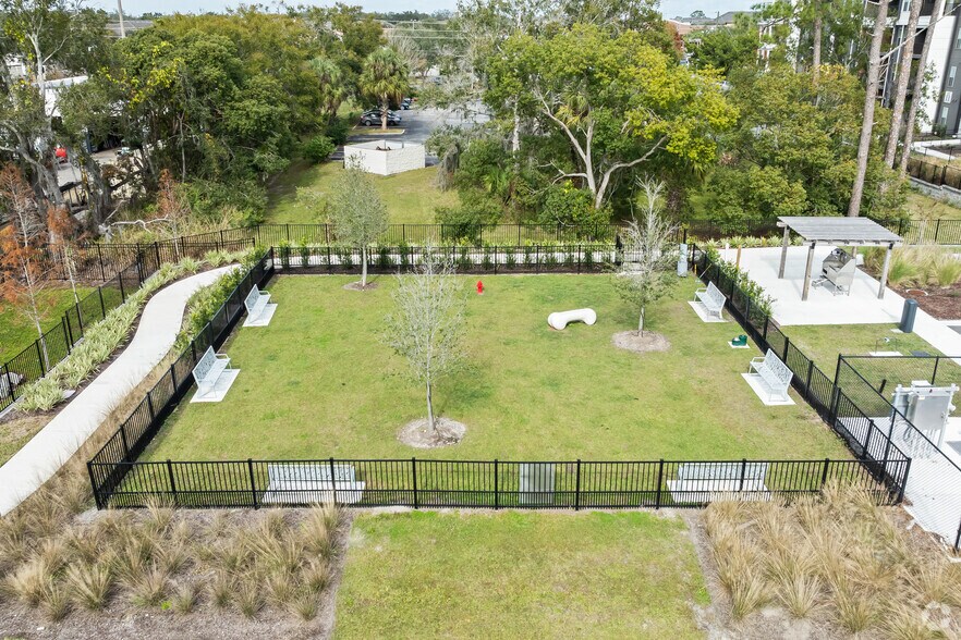 More Photos Of 234 E Mitchell Hammock Rd, Oviedo Apartments For Lease