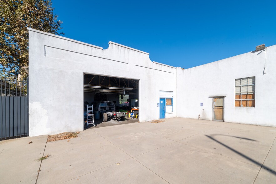 More Photos Of 9770 Foothill Blvd, Rancho Cucamonga Auto Dealership For Lease