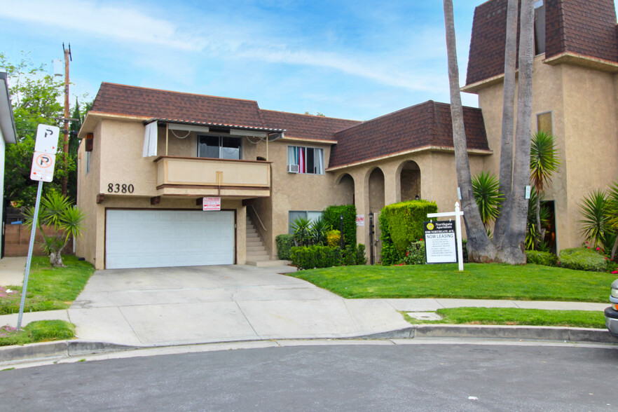 Primary Photo Of 8380 Northgate Ave, Canoga Park Apartments For Sale