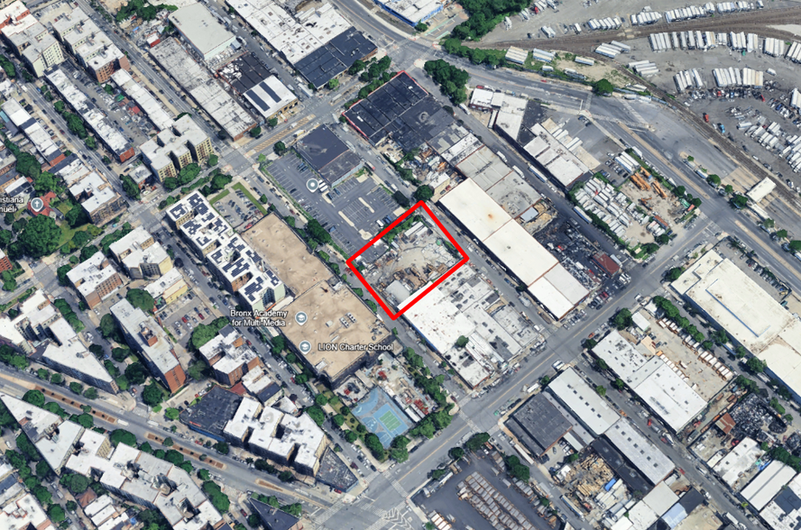 Primary Photo Of 739 Whittier St, Bronx Land For Lease