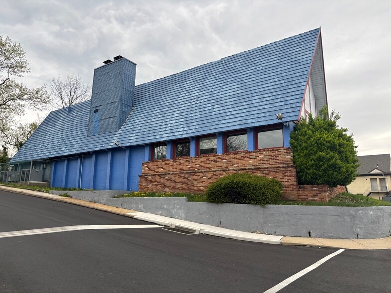 More Photos Of 417 W Baltimore Ave, Clifton Heights Restaurant For Sale