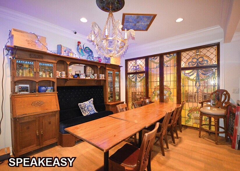 More Photos Of 15228 I-30 Hwy, Benton Restaurant For Sale