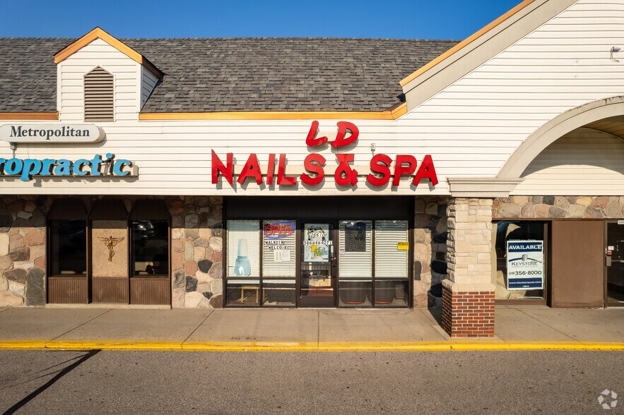 More Photos Of 36570-36830 Garfield Rd, Clinton Township Unknown For Lease