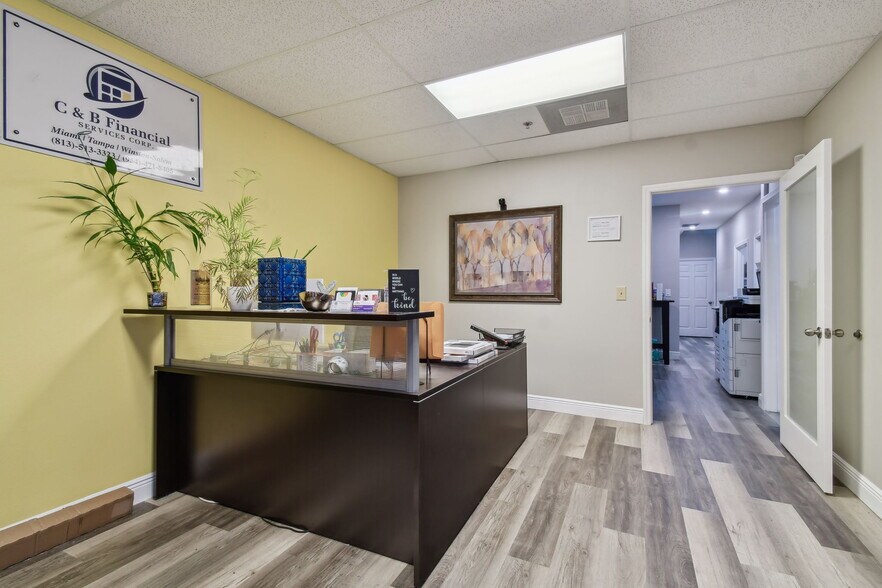 More Photos Of 6520 US Highway 301, Riverview General Retail For Sale