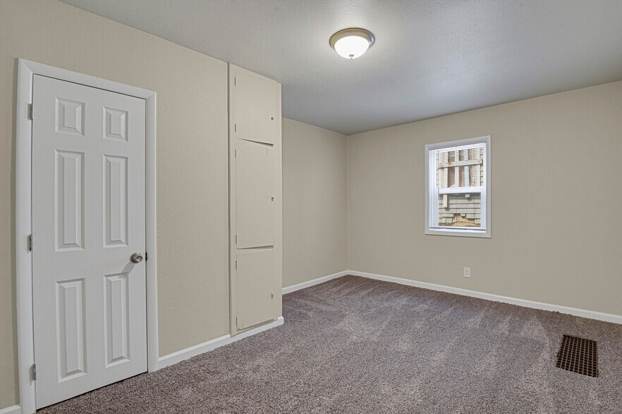 More Photos Of 424 W Kiowa St, Colorado Springs Daycare Center For Sale