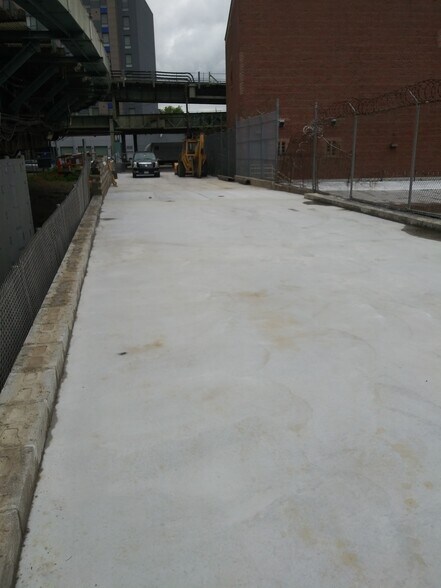 Primary Photo Of 4526 White Plains Rd, Bronx Land For Lease