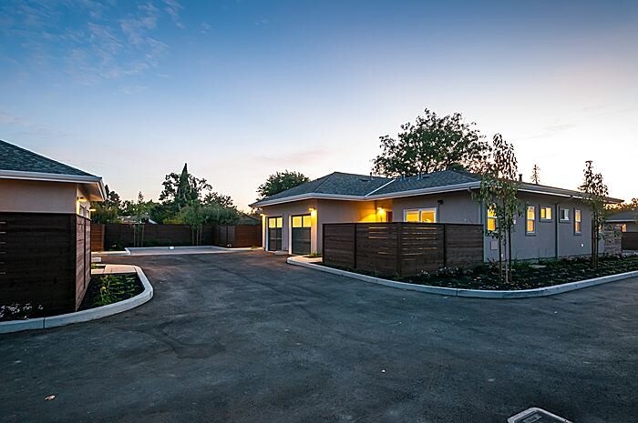 More Photos Of 1024 10th Ave, Redwood City Apartments For Sale