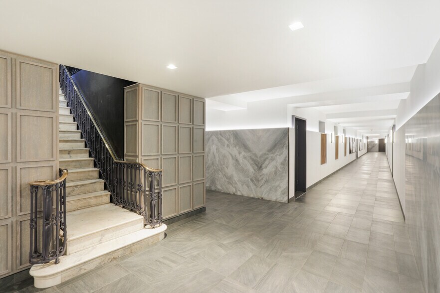 More Photos Of 1160 Fifth Ave, New York Apartments For Lease
