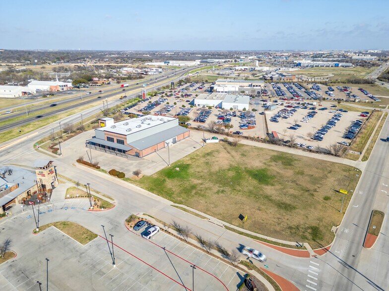 More Photos Of 240 N Burleson Blvd, Burleson General Retail For Sale