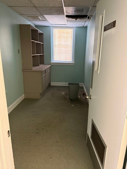 More Photos Of 3600-3606 Western Ave, Knoxville Freestanding For Sale