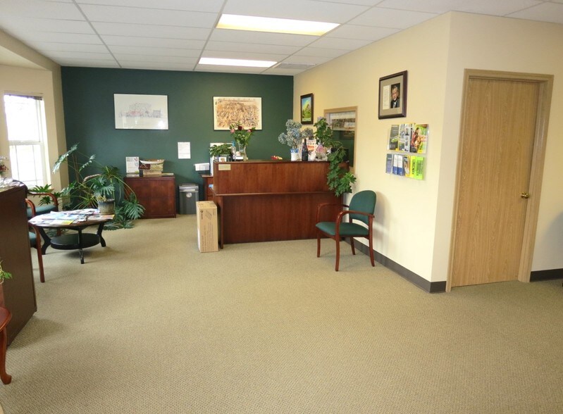 More Photos Of 1800 4th St, Marysville Office For Lease