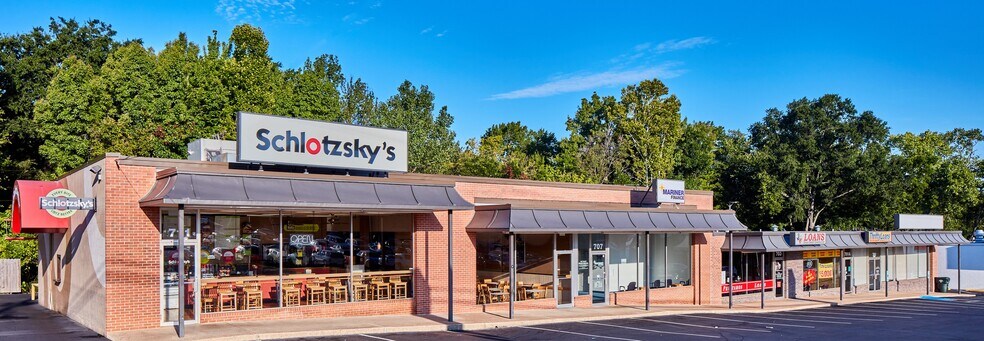 More Photos Of 701-755 S Beckham Ave, Tyler Unknown For Lease