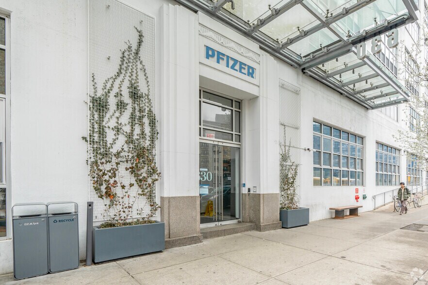 More Photos Of 630 Flushing Ave, Brooklyn Light Manufacturing For Lease