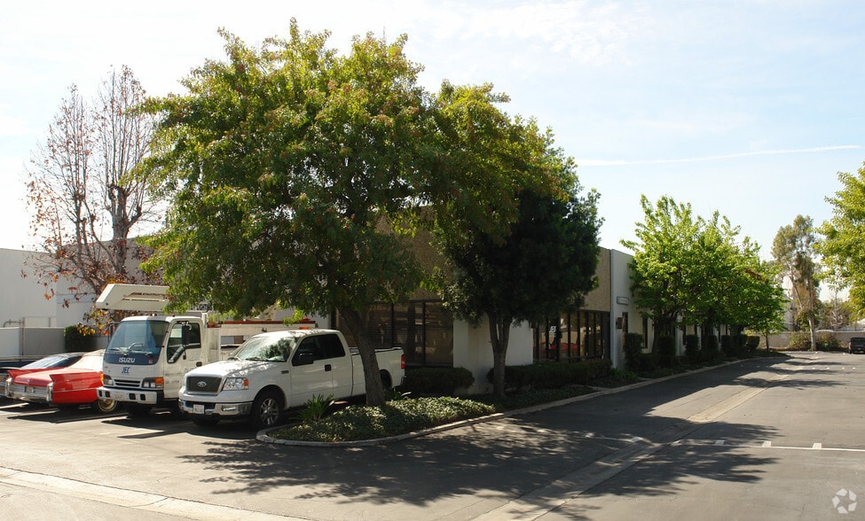 More Photos Of 363 Cliffwood Park St, Brea Unknown For Lease