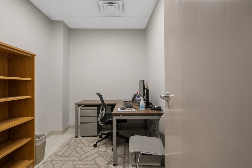 More Photos Of 7 E Duncan St, Lillington Medical For Sale