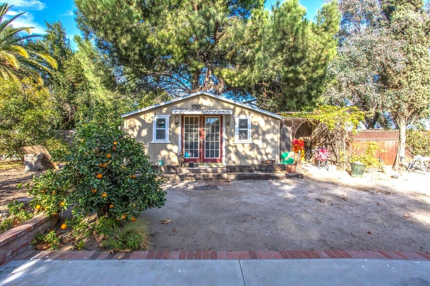 More Photos Of 11138 Laurel Ave, Bloomington Land For Sale