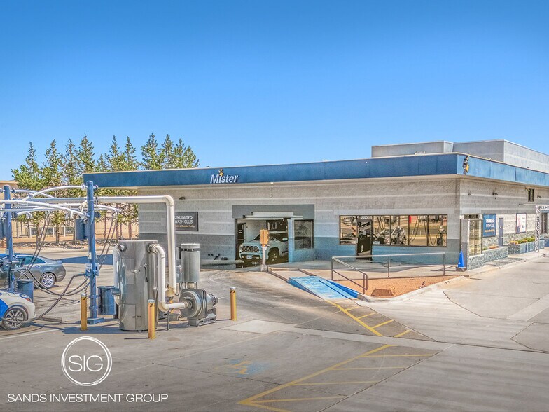Primary Photo Of 7027 Quaker Ave, Lubbock Carwash For Sale