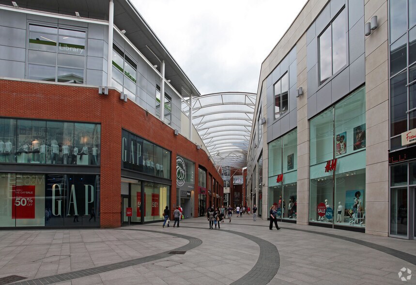 More Photos Of Eden Walk, High Wycombe General Retail For Lease