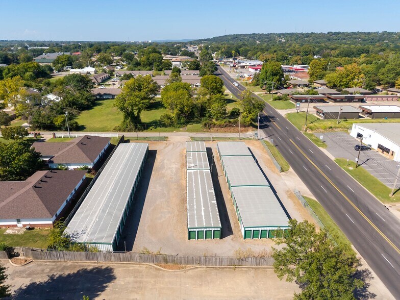 More Photos Of 2510 Kibler Rd, Van Buren Self Storage For Sale