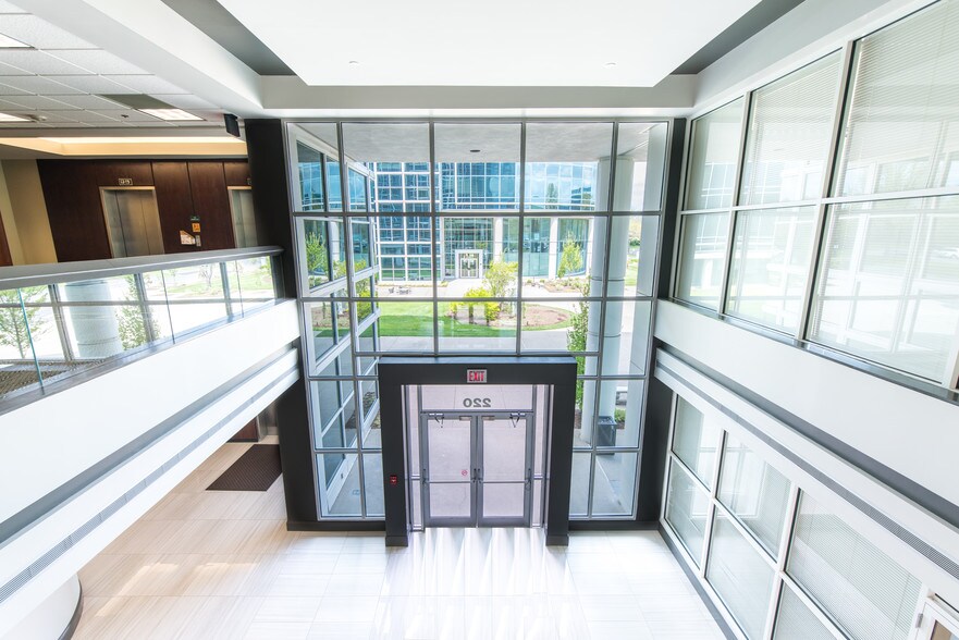 More Photos Of 220 Lexington Green Cir, Lexington Unknown For Lease