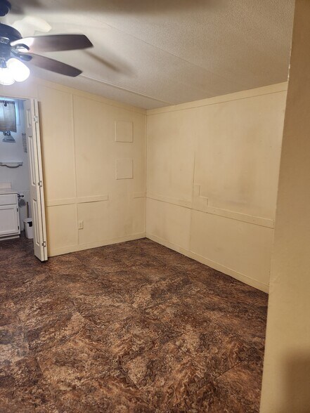 More Photos Of 23927 Alanwood Dr, San Antonio Manufactured Housing Mobile Home Park For Sale