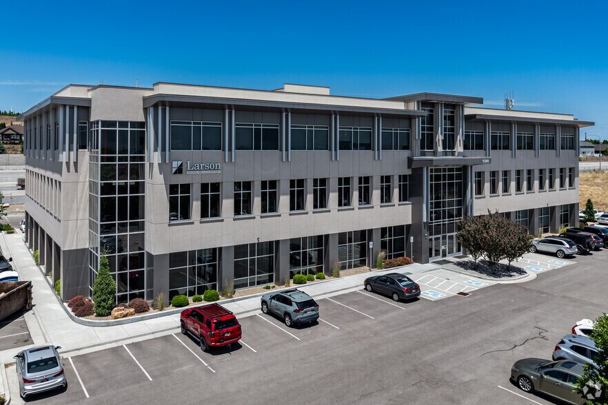 More Photos Of 11240 S River Heights Dr, South Jordan Office For Lease