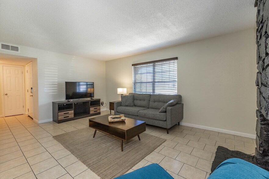 More Photos Of 7404 Lyrewood Ln, Oklahoma City Apartments For Sale