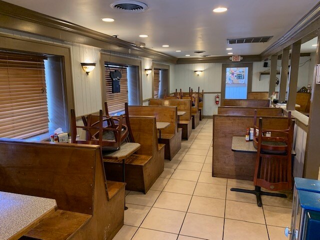 More Photos Of 203 Farrs Bridge Rd, Pickens General Retail For Sale