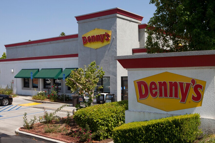 More Photos Of 1080-1290 Hamner Ave, Norco Unknown For Lease