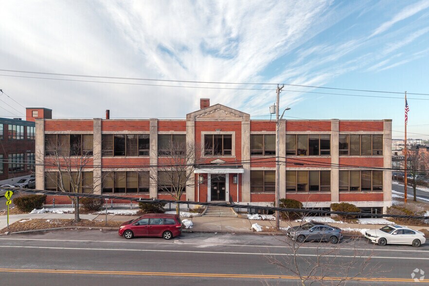 More Photos Of 735 Allens Ave, Providence Manufacturing For Lease