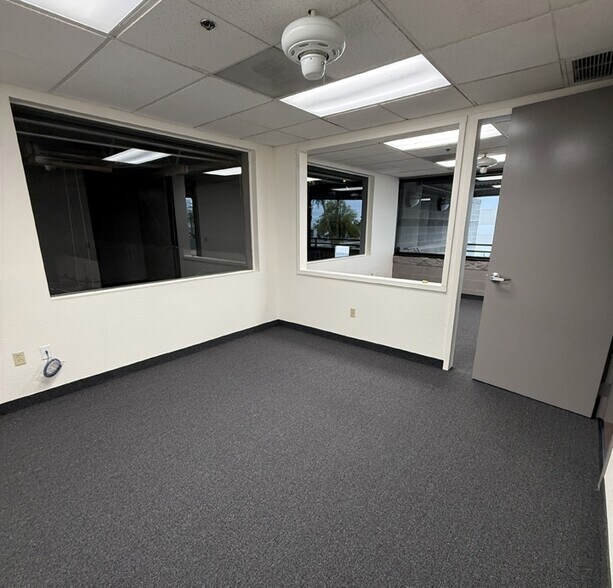 More Photos Of 7135 S Harl Ave, Tempe Service For Lease