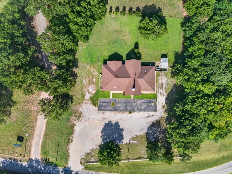 More Photos Of 33429 NCR 3270 Rd, Davis Lodge Meeting Hall For Sale