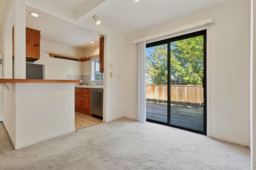 More Photos Of 834 Meadowsweet Dr, Corte Madera Multifamily For Sale