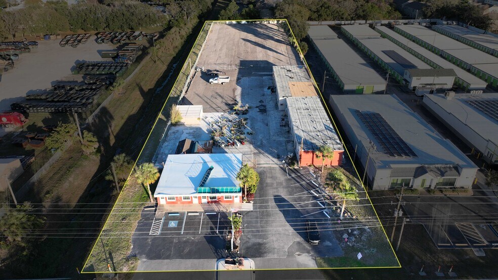More Photos Of 1625 Starkey Rd, Largo Warehouse For Lease